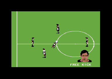 Rick Davis's World Trophy Soccer (Commodore 64) screenshot: Free kick.