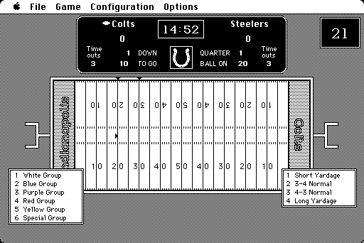NFL Challenge (Macintosh) screenshot: Selecting a play