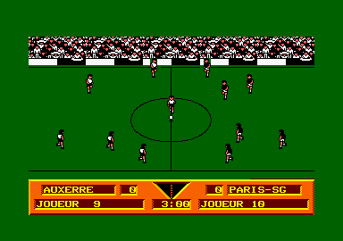 Gazza's Super Soccer (Amstrad CPC) screenshot: Kick-off.