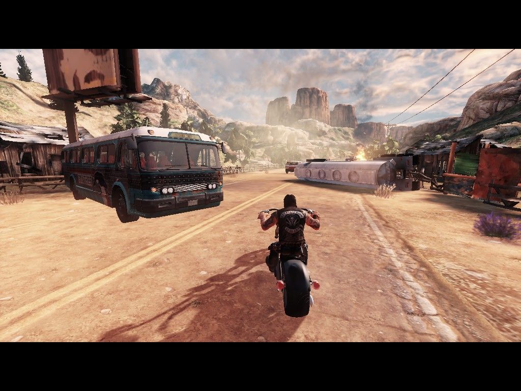 Ride to Hell: Retribution (Windows) screenshot: Bus as obstacle