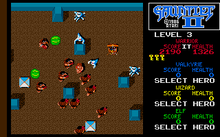 Gauntlet II (Atari ST) screenshot: Uh oh, you're surrounded!