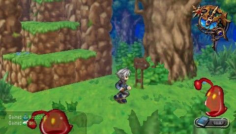 Mana Khemia: Alchemists of Al-Revis (PSP) screenshot: Strolling in the Living Forest. It's a good thing that monsters are visible, so we can avoid unwanted encounters