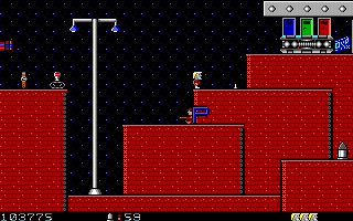 Secret Agent (DOS) screenshot: Episode 1: the final fortress - it's a pity "nocturnal outdoor" levels only appear in the first episode