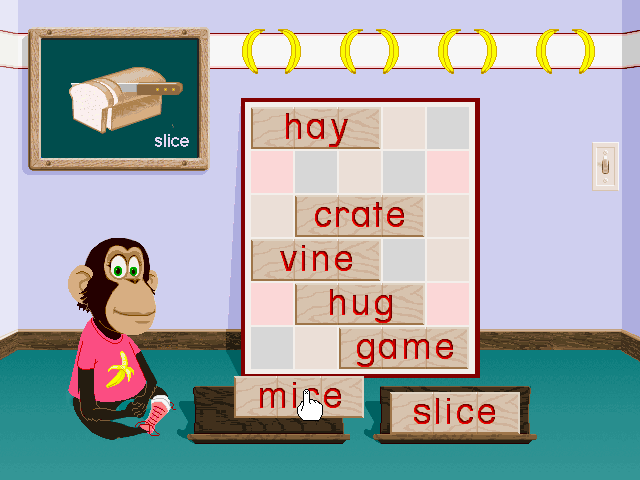 Ready, Set, Read with Bananas & Jack (Windows 3.x) screenshot: Dragging the 'mice' word for make a rhyme for the 'slice' word