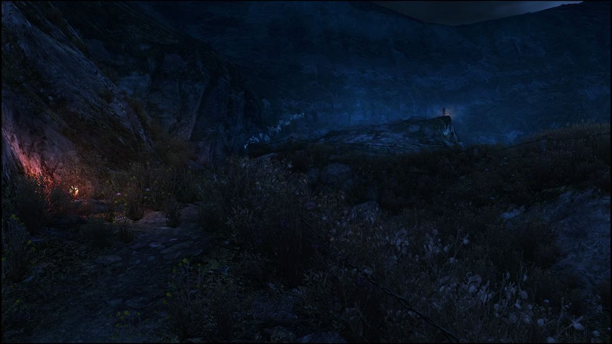 Dear Esther: Landmark Edition (PlayStation 4) screenshot: A mysterious figure