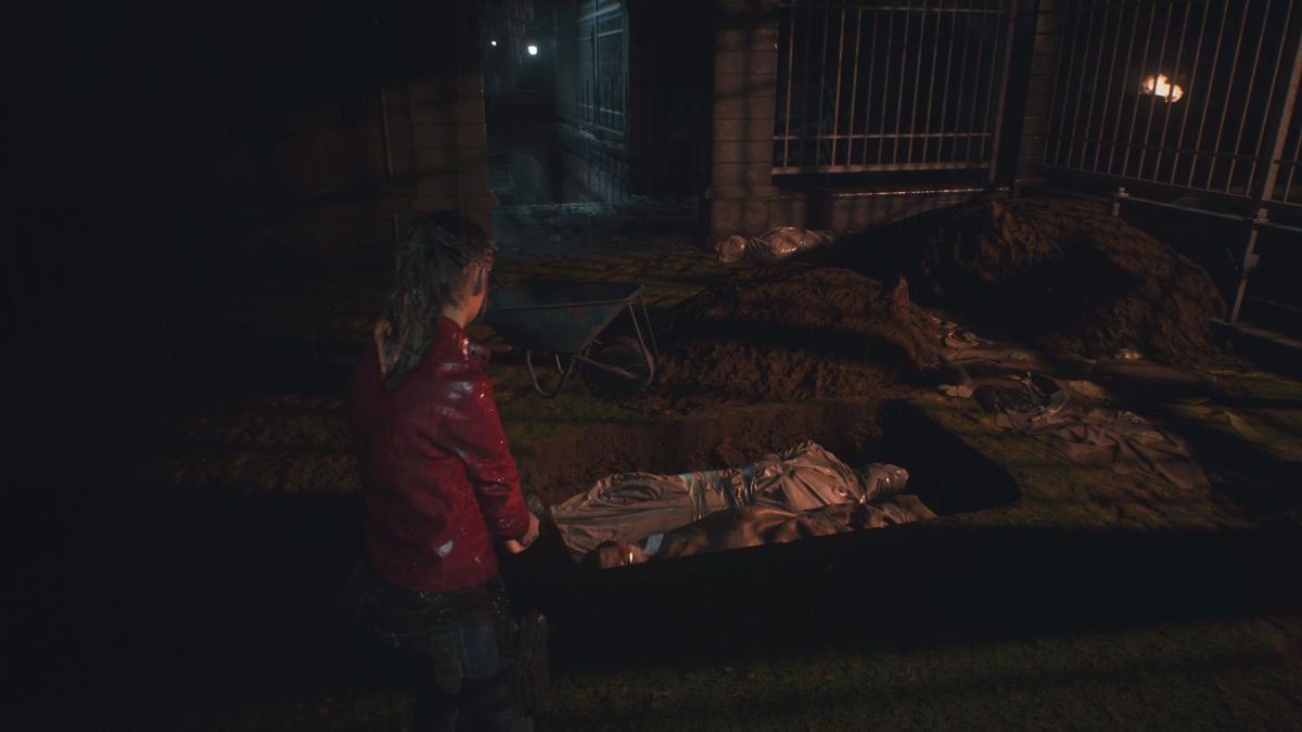 Resident Evil 2 (PlayStation 4) screenshot: Claire is passing through a small graveyard