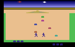 Lost Luggage (Atari 2600) screenshot: Catching suitcases in the easy mode