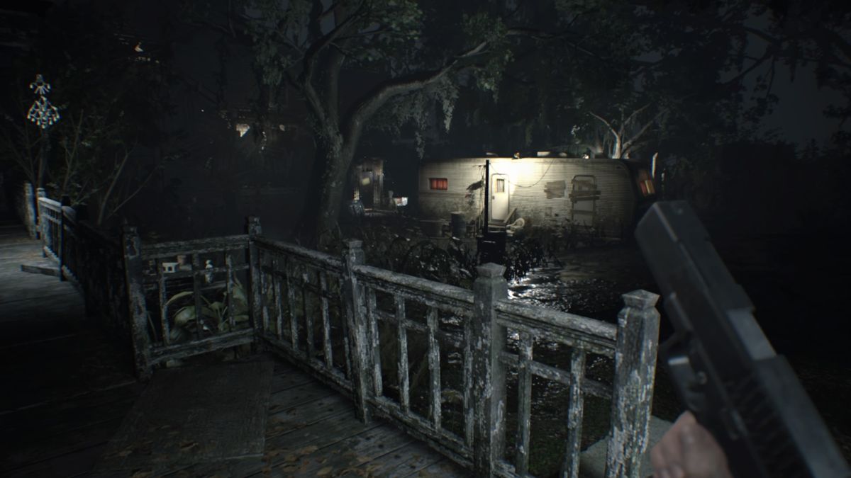Resident Evil 7: Biohazard (PlayStation 4) screenshot: Finally got out of the house, and into a whole new horror