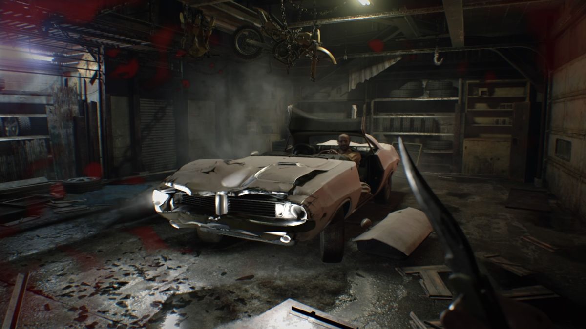 Resident Evil 7: Biohazard (PlayStation 4) screenshot: Destruction derby, except you're the only one on foot