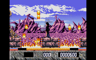 Elvira: The Arcade Game (DOS) screenshot: Fire!