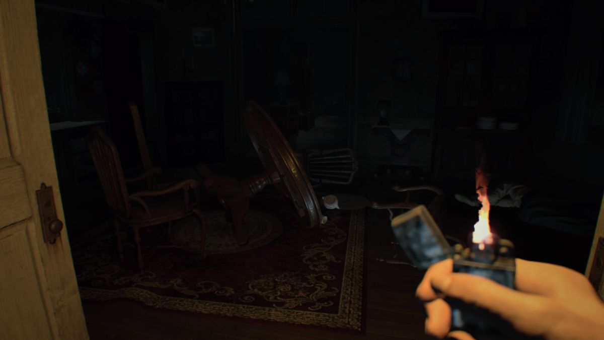 Resident Evil 7: Biohazard - Banned Footage: Vol.2 (PlayStation 4) screenshot: Daughters: This lighter will come in handy during the power outage