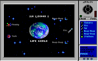 Star Control (DOS) screenshot: A space battle around a life world is about to begin. (MCGA/VGA)