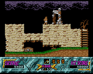 Ghouls 'N Ghosts (Amiga) screenshot: Watch out for the guillotine