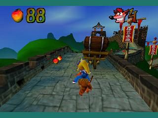 Crash Bandicoot: Warped (PlayStation) screenshot: Run, tiger, run!