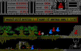 Warlock (Atari ST) screenshot: That big guy is shooting at me