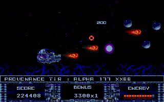 Intruder (Atari ST) screenshot: Level 2 has fast moving enemies