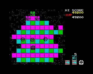 Motos (ZX Spectrum) screenshot: Round 14, with no power parts and one life left, this almost certainly spells doom...