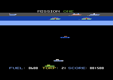 Seafox (Commodore 64) screenshot: Refuel at the green sub on the bottom of the screen