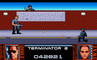 Terminator 2: Judgment Day (Amiga) screenshot: Level 6 - Make your way through the SWAT units