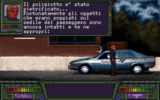 L'Eternauta: Gli Invasori della Città Eterna (DOS) screenshot: The player finds several useful items in an abandoned police car.