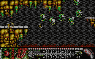 Alien World (Atari ST) screenshot: Level 1: first formation attacking