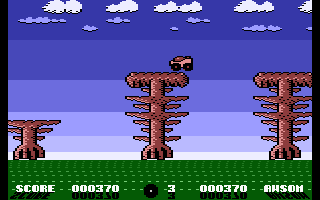 Auto Zone (Commodore 16, Plus/4) screenshot: More gameplay