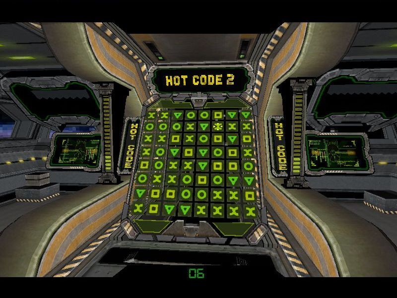 3D Code Cracker (Windows) screenshot: Practice mode - shareware version.<br> A hot code has been found. The player finds these by clicking on groups of identical symbols, the size of the group is shown on top of the machine