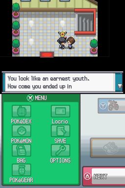 Pokémon HeartGold Version (Nintendo DS) screenshot: The player going undercover in Team Rocket garb.
