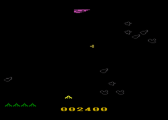 Kayos (Atari 8-bit) screenshot: A Pink Mothership Flies Across the Screen