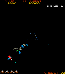 Gyruss (Arcade) screenshot: The first wave of enemies