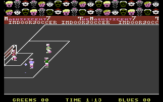 Indoor Soccer (Commodore 16, Plus/4) screenshot: Chance to shoot.