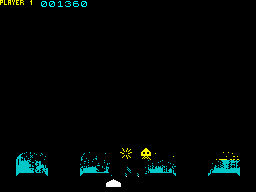 Invaders (ZX Spectrum) screenshot: The last one. Massive fire.