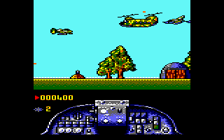 Q10 Tankbuster (Amstrad CPC) screenshot: Big chopper to destroy.