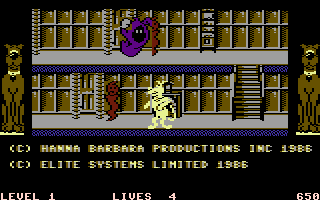 Scooby-Doo (Commodore 16, Plus/4) screenshot: Ghosts to get rid off