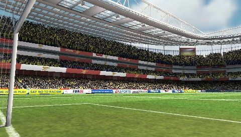 FIFA Soccer 08 (PSP) screenshot: Stadium view