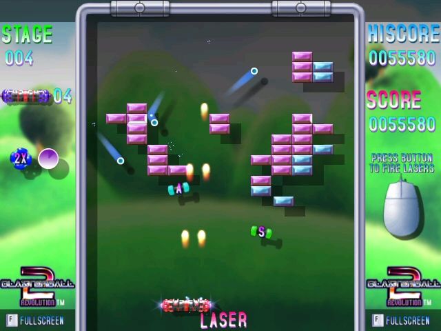 Blasterball 2: Revolution (Windows) screenshot: The paddle is equipped with the laser power-up
