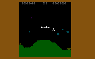 Suicide Run (Commodore 16, Plus/4) screenshot: Blast everything