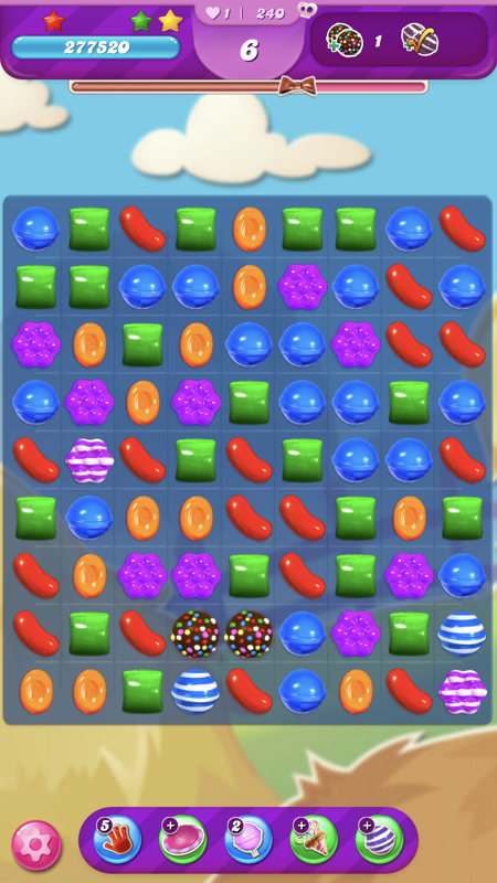 Candy Crush Saga iPhone Gameplay 