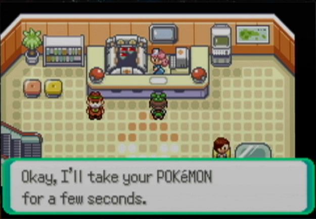 Pokémon Emerald Version (Game Boy Advance) screenshot: Healing up at the Pokémon Center
