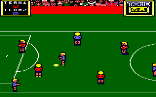Match Day (Amstrad CPC) screenshot: On the attack