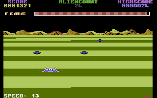 Gullwing Falcon (Commodore 16, Plus/4) screenshot: Blast the space pirates