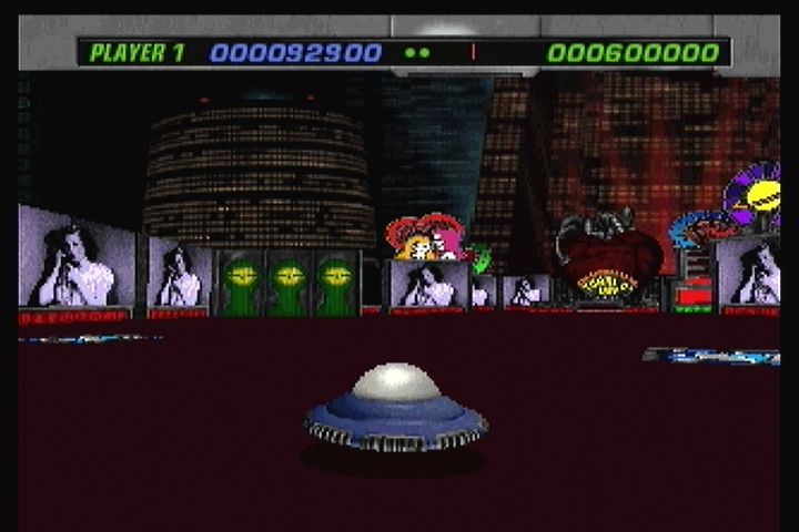 PaTaank (3DO) screenshot: Flashy video clips decorate the tables.