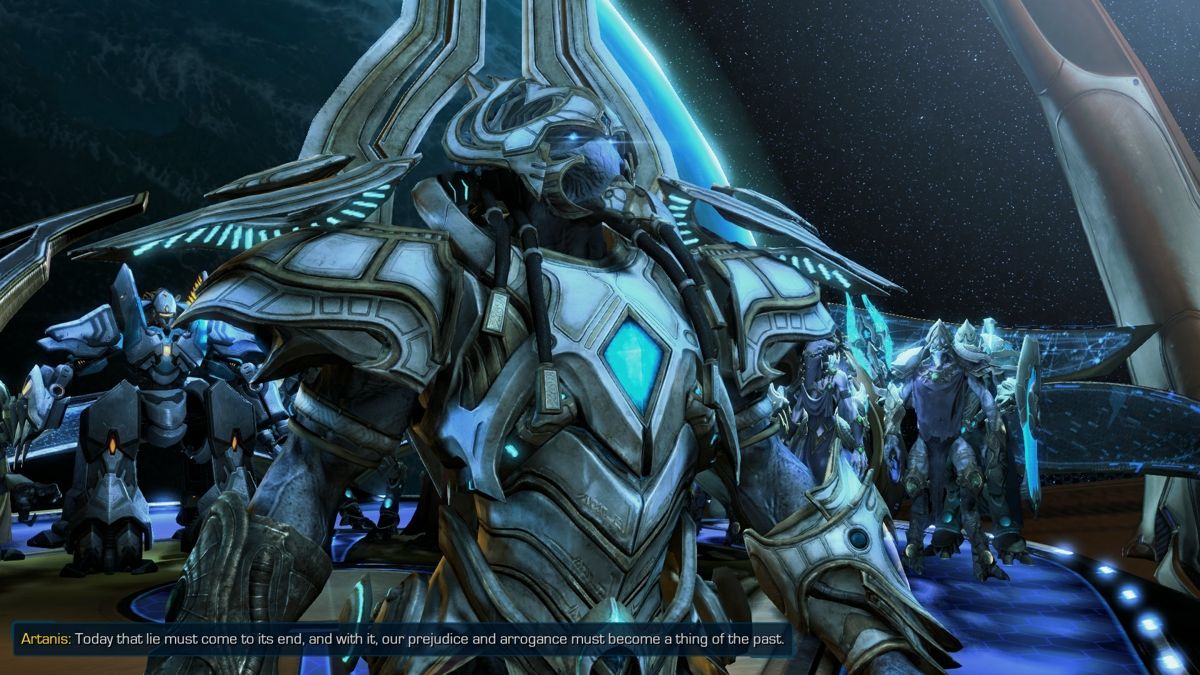 StarCraft II: Legacy of the Void (Windows) screenshot: Meet Artanis - the people's hero. Also your main protagonist and in-game alter-ego.