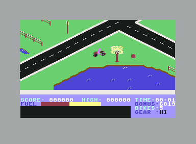 Action Biker (Commodore 64) screenshot: Collecting crash helmet