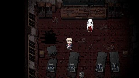 Corpse Party (PSP) screenshot: What is this thing? I don't want to get near it.