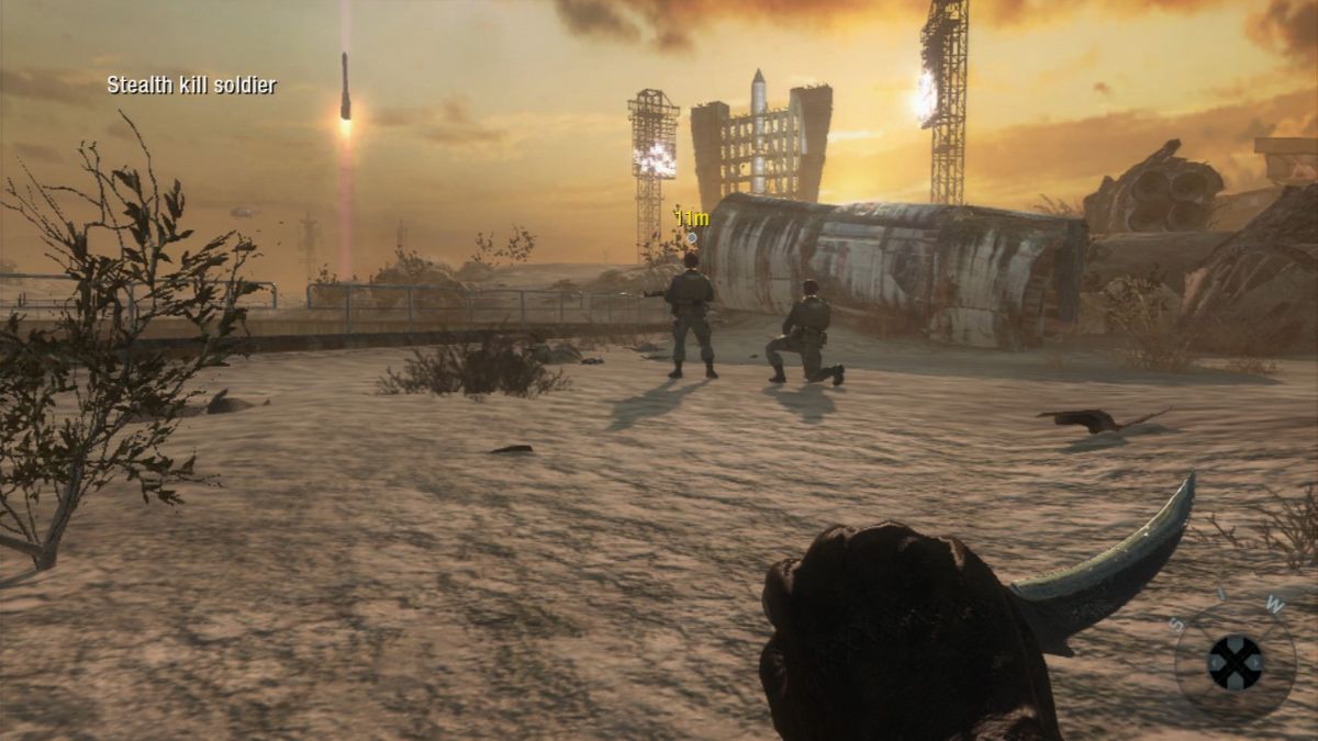Call of Duty: Black Ops (PlayStation 3) screenshot: Approaching for a silent kill.