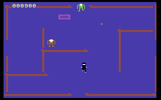 Cybermen (Commodore 64) screenshot: Platignum to collect but close to Cybermen