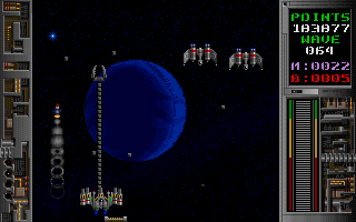 Galactix (DOS) screenshot: Armed with five laser cannons!