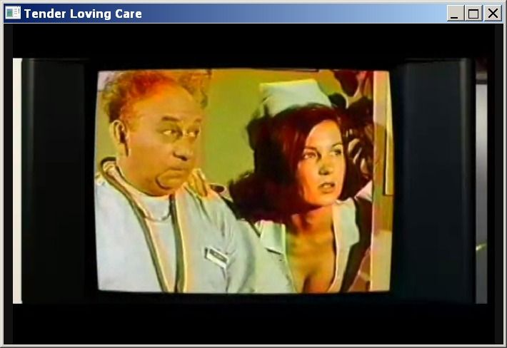 Tender Loving Care (Windows) screenshot: TVs often show small excerpts from movies (GOG version)