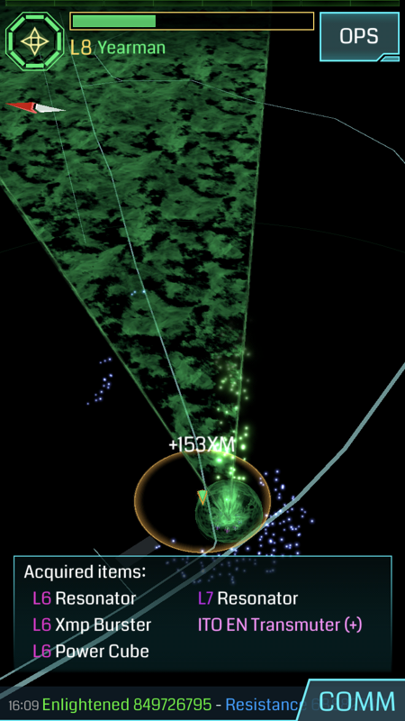 Ingress (iPhone) screenshot: You can acquire various items by hacking a portal.